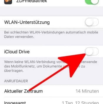 In der Einstellungen-App auf "Mobiles Netz" gehen und ganz unten auf den Schalter rechts neben iCloud Drive tippen