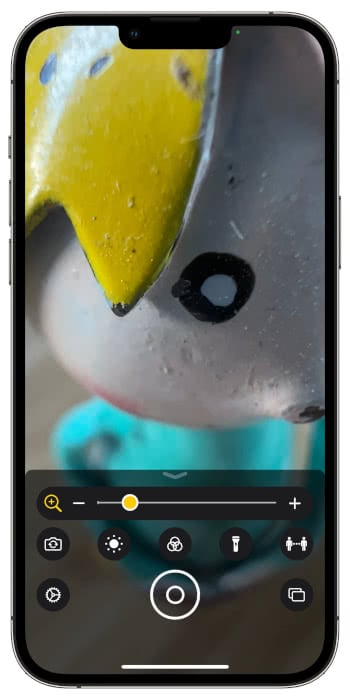 Makro-Modus in der Lupen-App auf dem iPhone 13 Pro Max